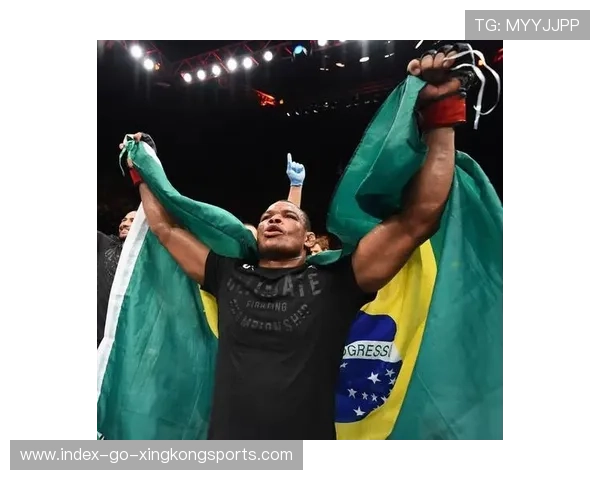 UFC体能爆发与心肺训练:打造无敌战斗力的终极秘籍 UFC体能爆发与心肺训练:打造无敌战斗力的终极秘籍