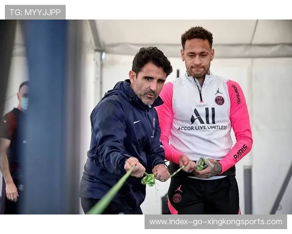 俱乐部推出家庭互动节目，球星参与提升公众形象