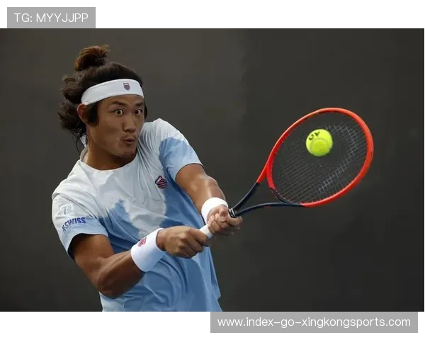 网球张之臻发球训练更具穿透力——开启属于你的强力发球之路 网球张之臻发球训练更具穿透力——开启属于你的强力发球之路