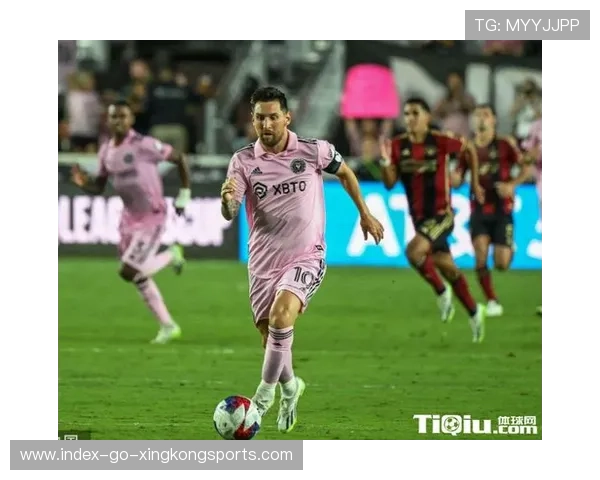 后腰表现炸裂,全场断球纪录刷新 后腰表现炸裂,全场断球纪录刷新