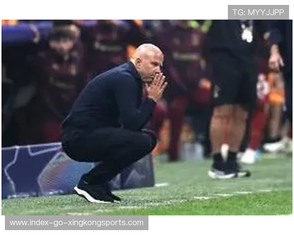 利物浦一脚长传撕裂中场防线 利物浦一脚长传撕裂中场防线