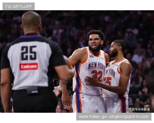 唐斯外线回暖命中，森林狼主场球迷情绪高涨